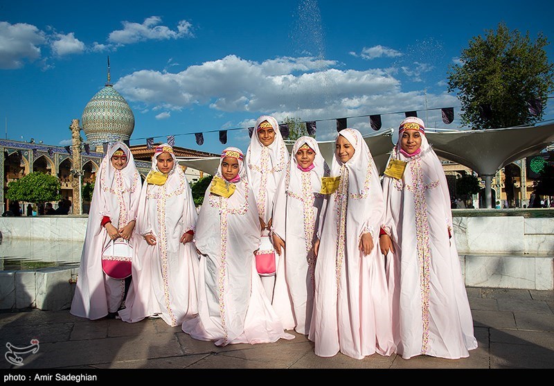 جشن روزه اولی ها در حرم مطهر حضرت شاهچراغ (ع)