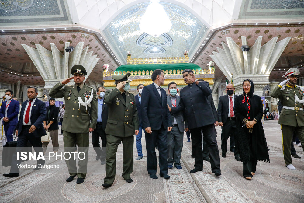 حضور رییس جمهور ونزوئلا در حرم امام خمینی (ره)