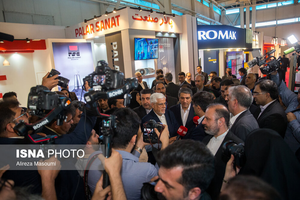 بازدید عارف از نمایشگاه ایران اکسپو ۲۰۲۵