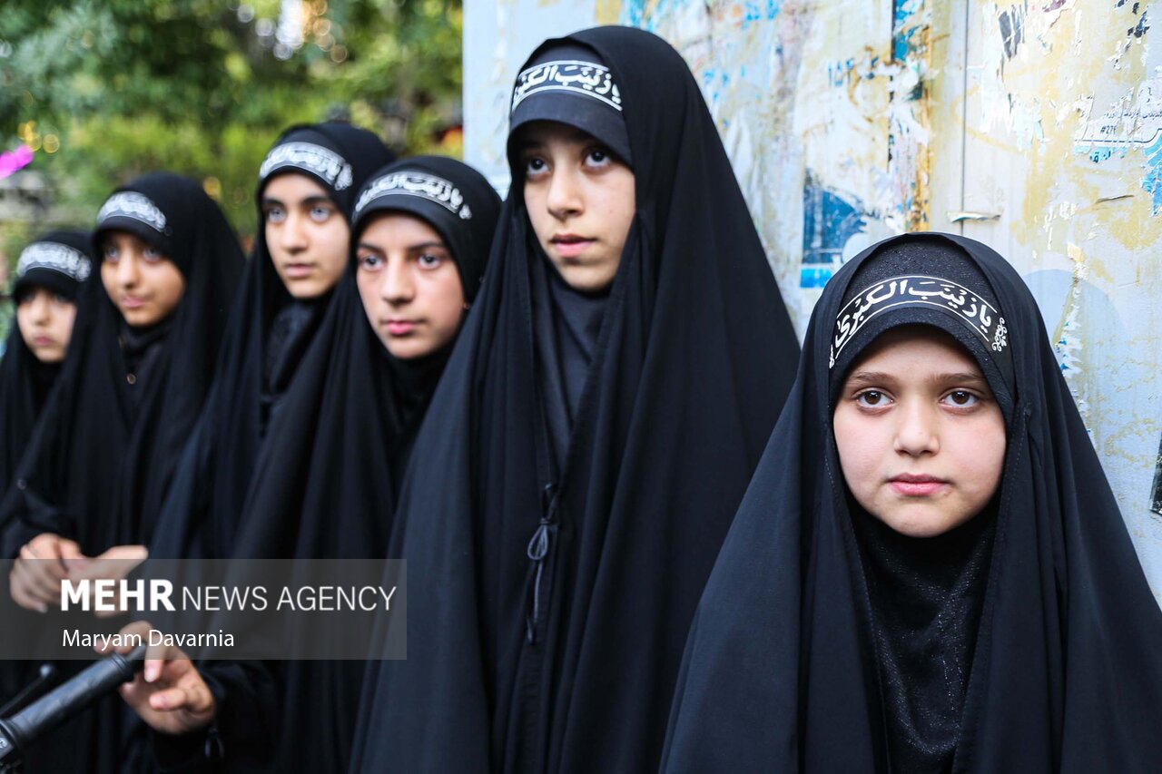 اجتماع بانوان حسینی