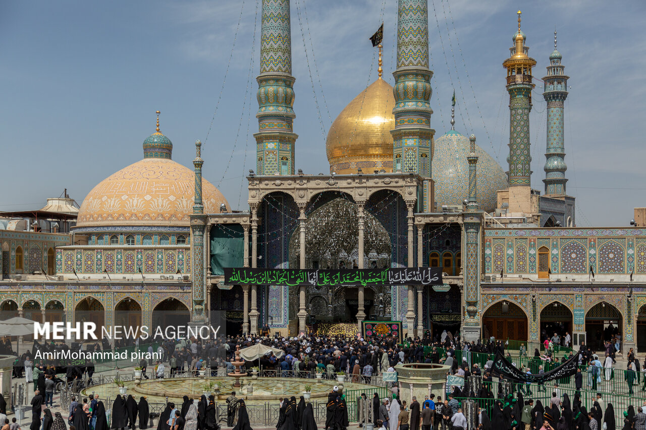 دسته عزای خادمان حرم بانوی کرامت در روز شهادت جواد الائمه (ع)