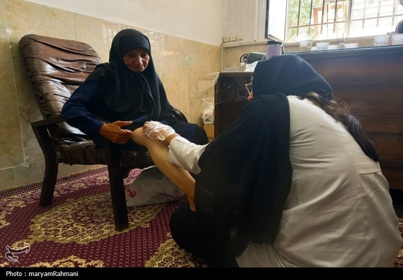 خدمت رسانی در قلب مسیر پیاده روی