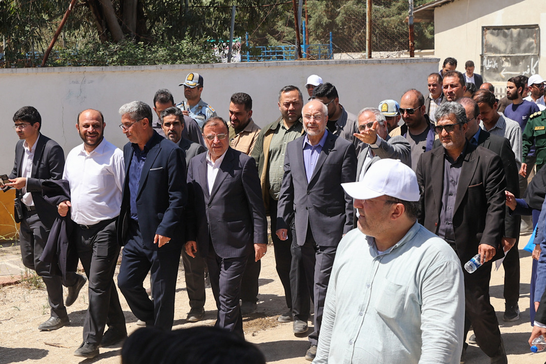  بازدید قالیباف از جزیره آشوراده