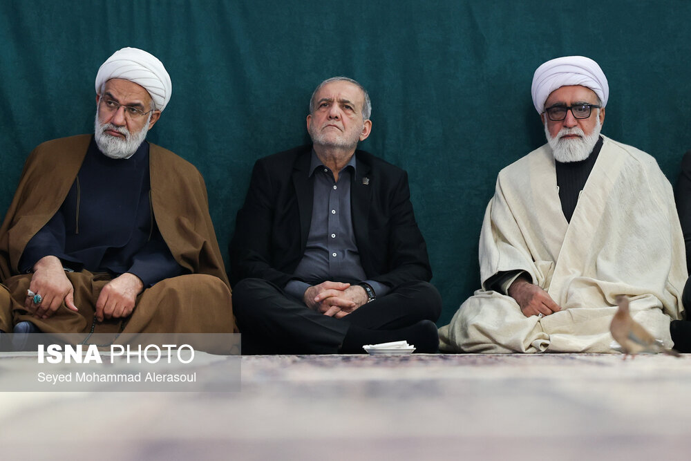 مراسم اربعین شهدای فتنه آمریکایی و صهیونیستی