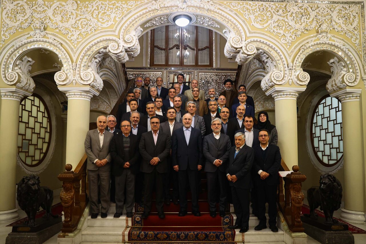 دیدار وزیر علوم و روسای دانشگاه های سراسر کشور با قالیباف