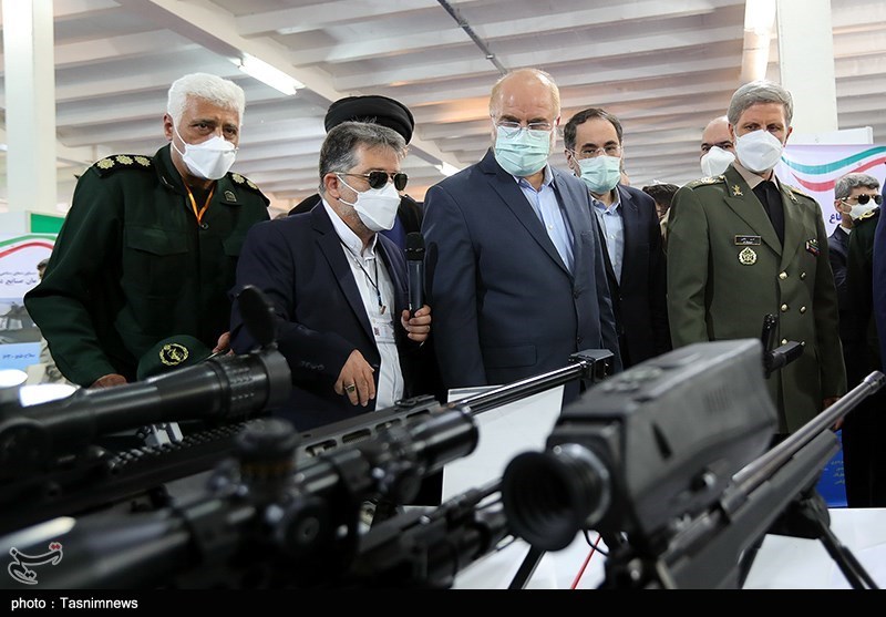 بازدید قالیباف از  نمایشگاه دستاوردهای وزارت دفاع