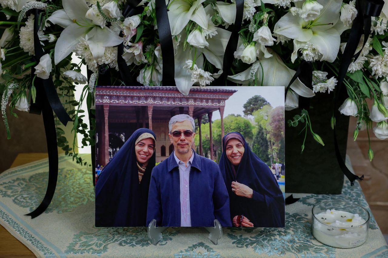 دیدار قالیباف با دو دختر و برادر سپهبد شهید باقری