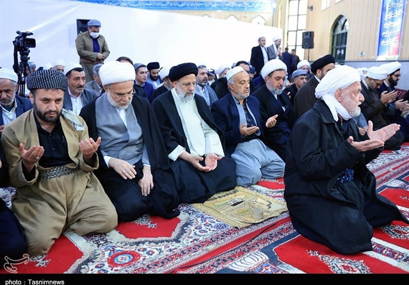  دیدار خودمانی و بدون ‌تشریفات رئیس‌جمهور با علمای شیعه و سنی کردستان‌‌ 