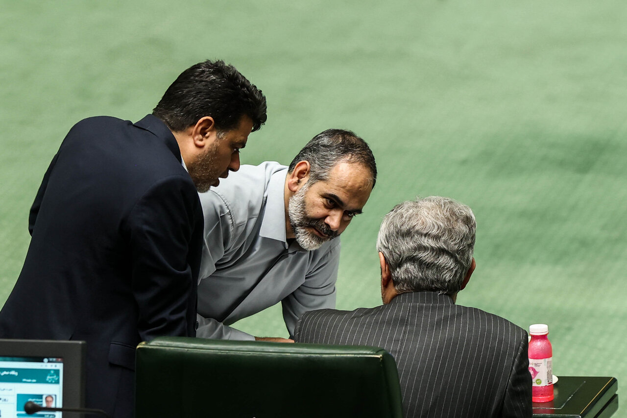 نشست علنی نوبت عصر شنبه ۲۵ بهمن ماه مجلس