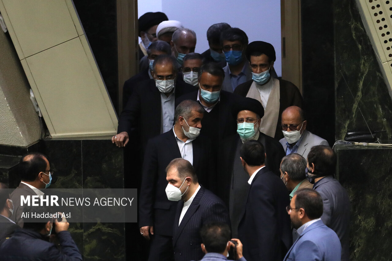 ارائه لایحه بودجه ۱۴۰۱ توسط رئیس جمهور به مجلس 