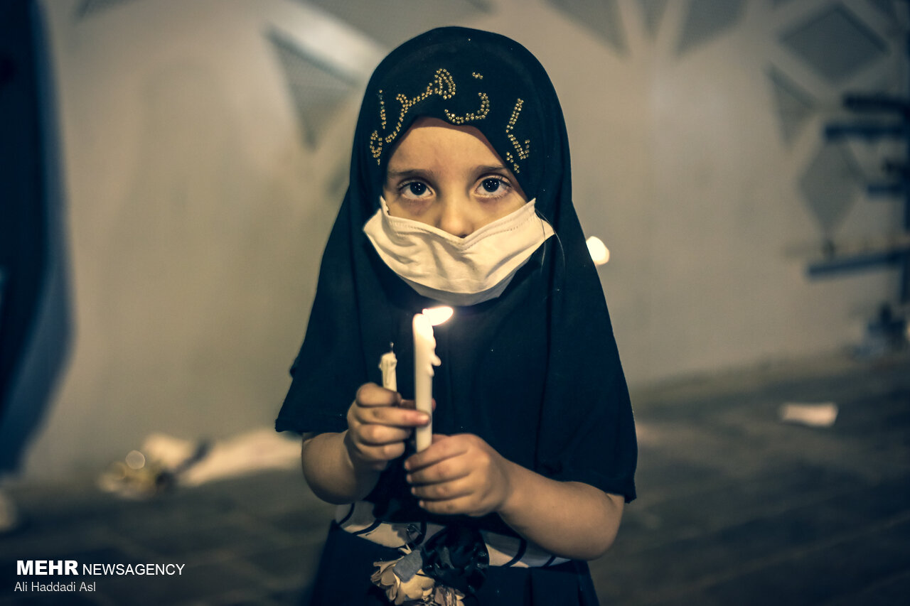 شام غریبان در میدان امام حسین (ع)