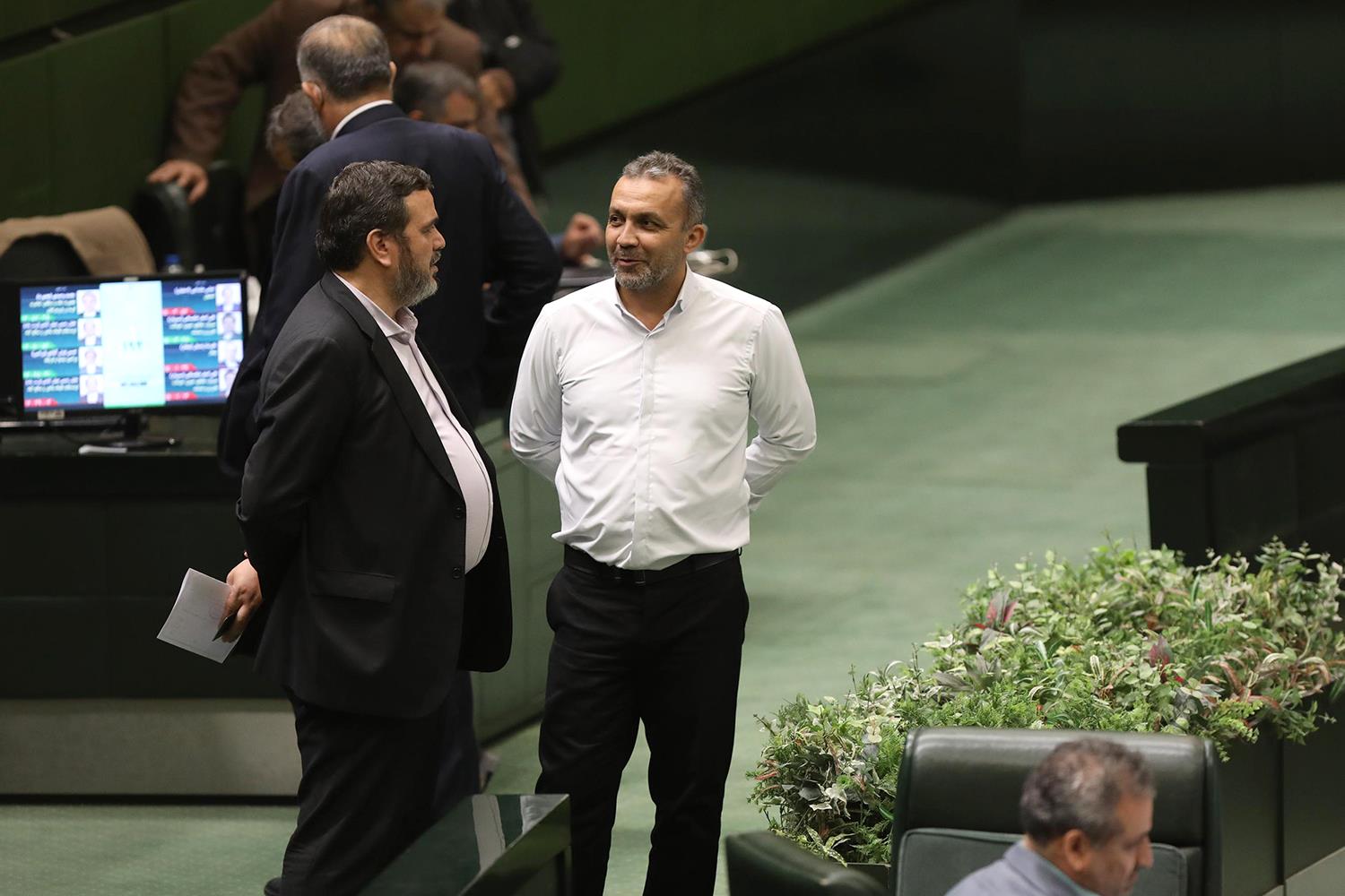 چهل و یکمین نشست بررسی برنامه هفتم توسعه در صحن علنی مجلس شورای اسلامی