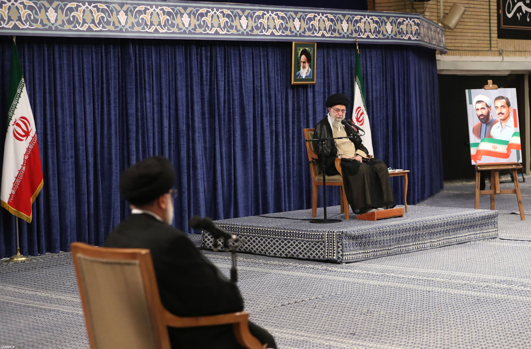 دیدار رئیس‌جمهور و اعضای هیئت دولت با رهبر انقلاب