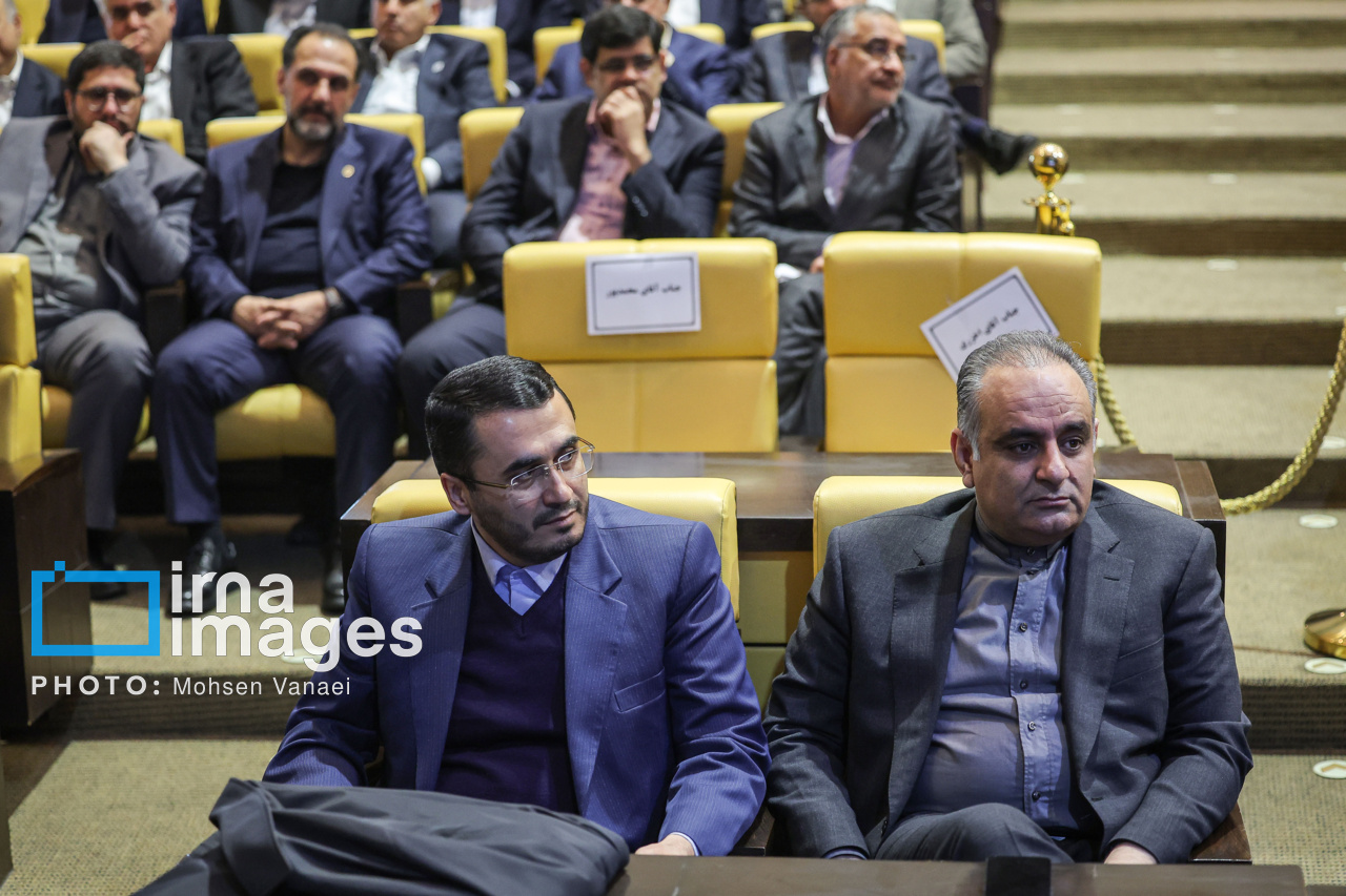 امضای قراردادهای میدان گازی مشترک پارس جنوبی