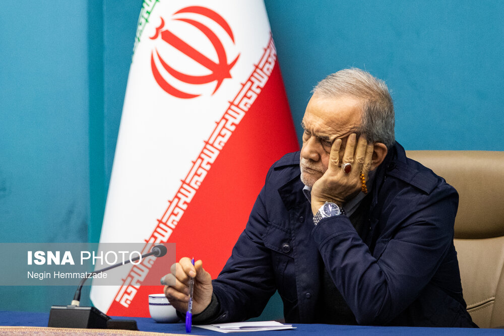 نشست بررسی راهکارهای تحقق انسجام ملی با حضور پزشکیان