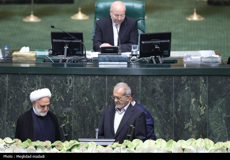 آیین تحلیف چهاردهمین دوره ریاست جمهوری