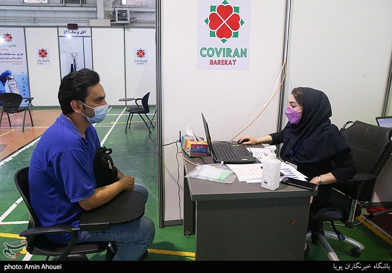 تزریق واکسن ایرانی کووایران برکت