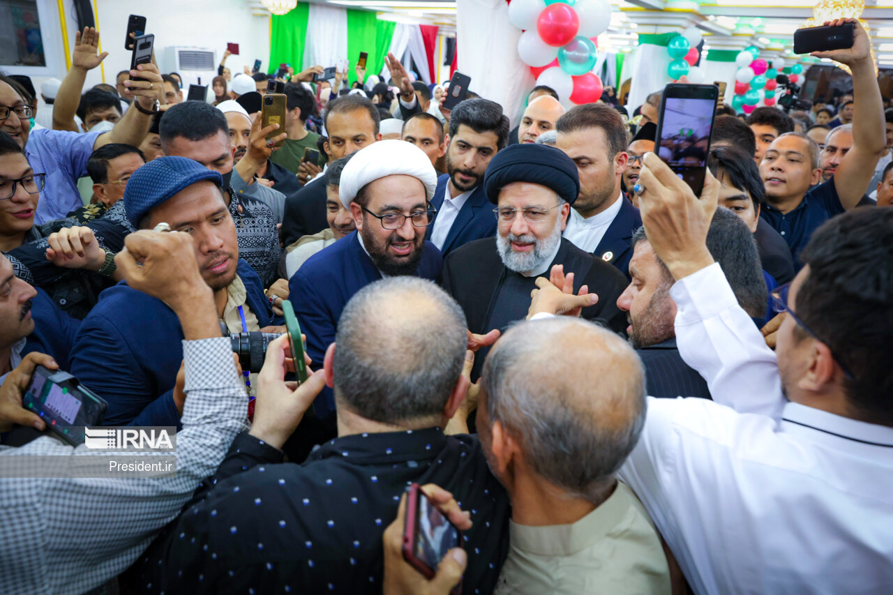 اولین روز سفر رئیس جمهور به اندونزی