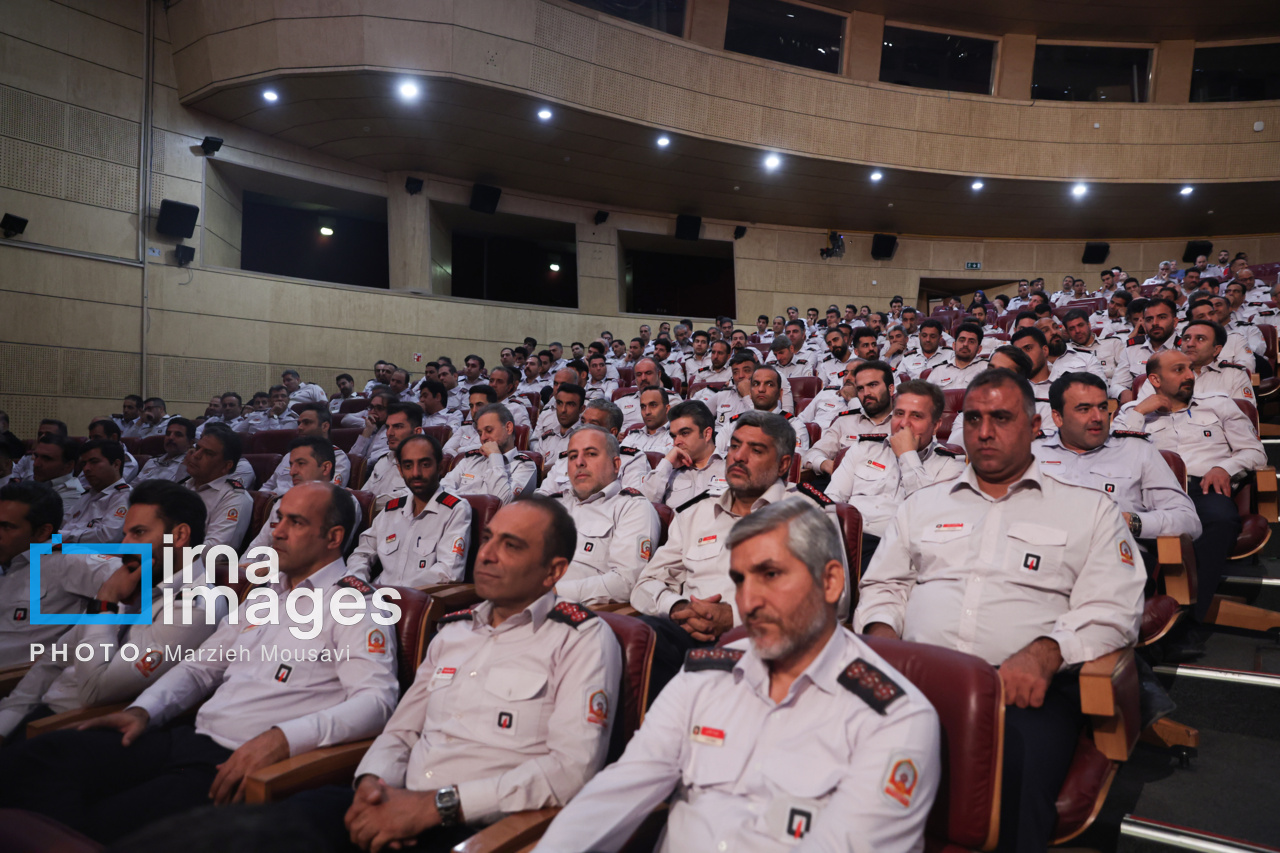 گرامیداشت روز آتش‌نشان