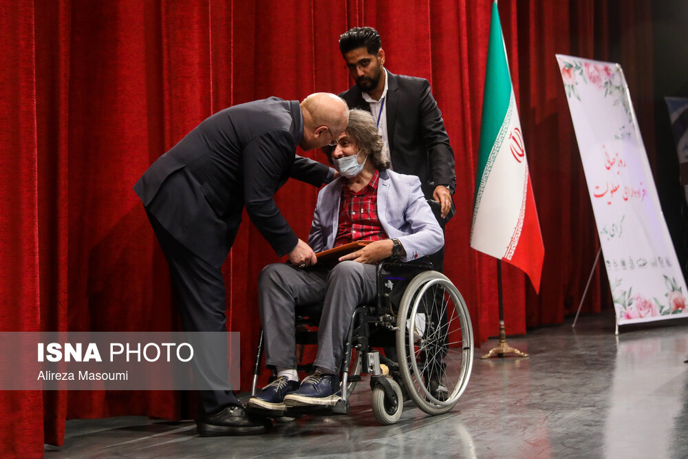 مراسم روز جهانی معلولان با حضور قالیباف