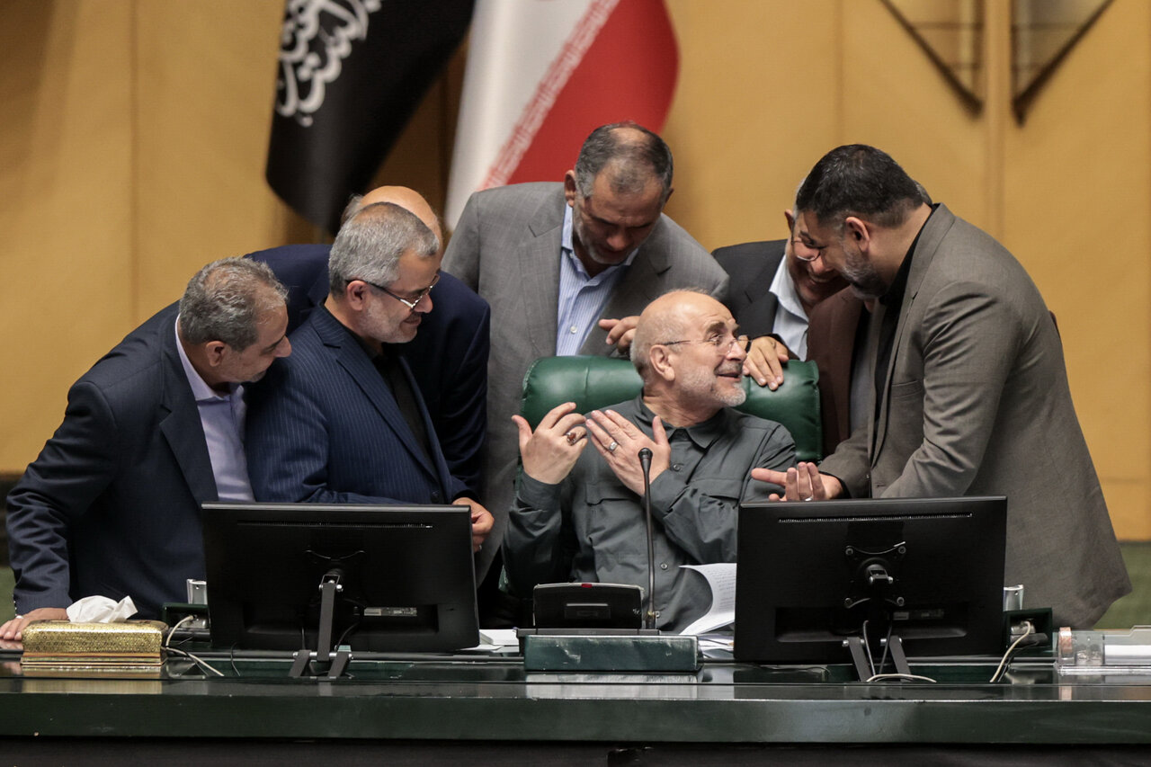 صحن علنی 25 تیرماه مجلس