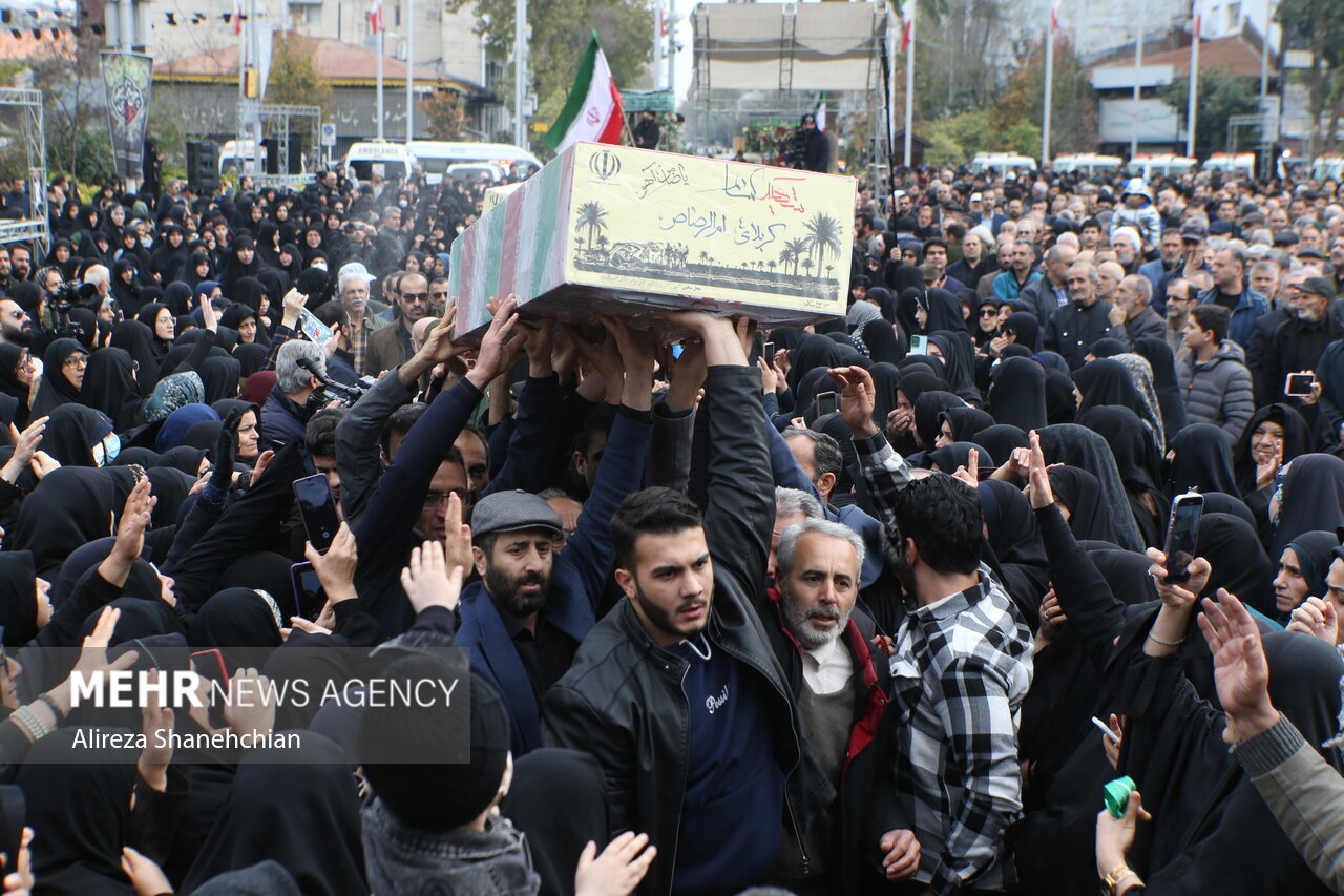 تشییع پیکر مطهر ۳۰۰ شهید گمنام دفاع مقدس در سراسر کشور