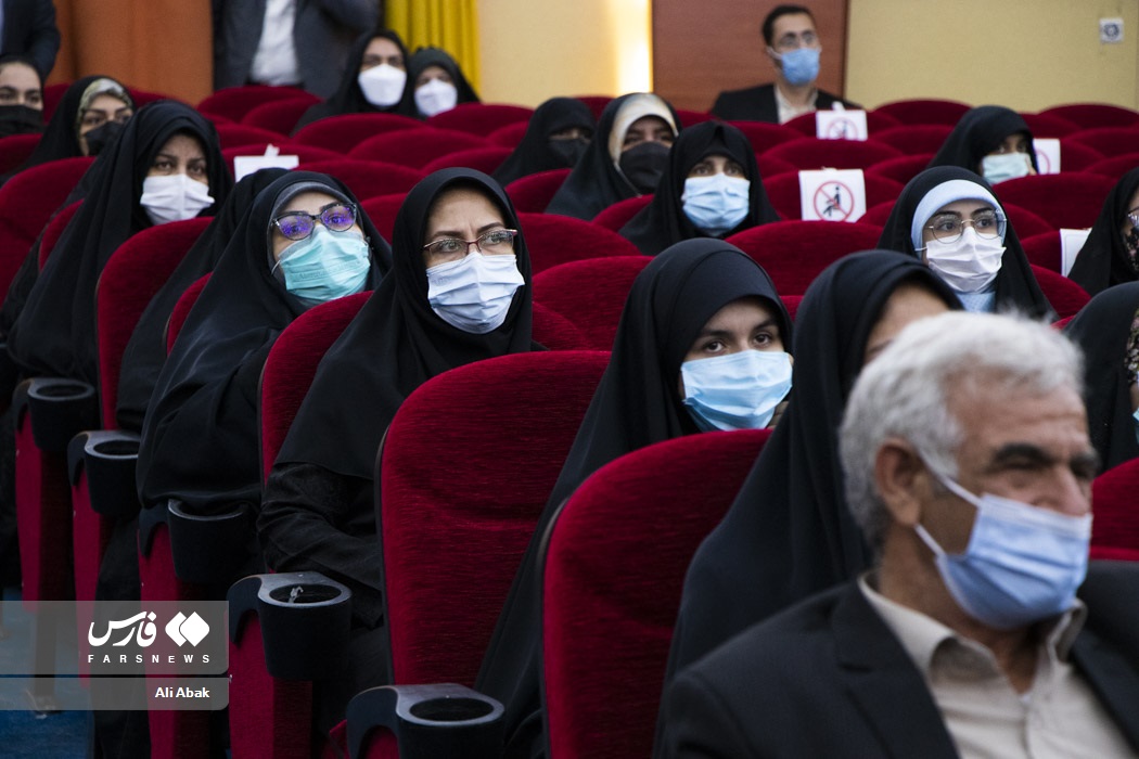 دیدار رئیسی با نخبگان سمنان