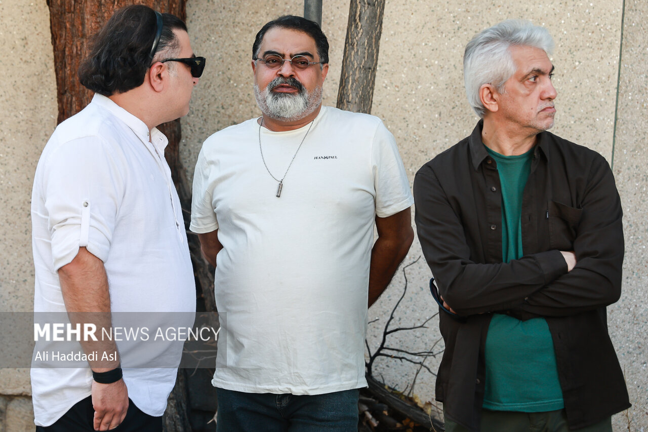 تصاویر مراسم تشییع پیکر ناصر تقوایی