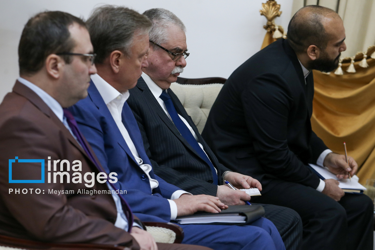 دیدار وزیر انرژی روسیه با لاریجانی