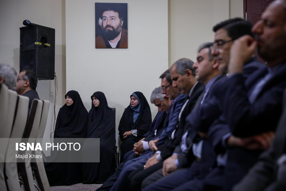 مراسم تجدید میثاق وزیر خارجه با آرمان‌های امام راحل