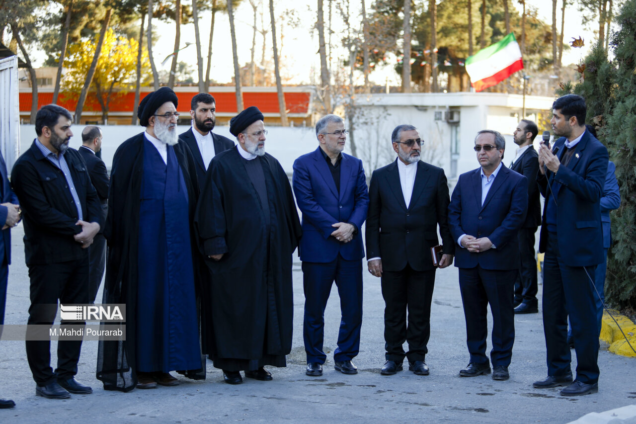 بازدید رییس جمهور از کارخانه «ایران تراورس»