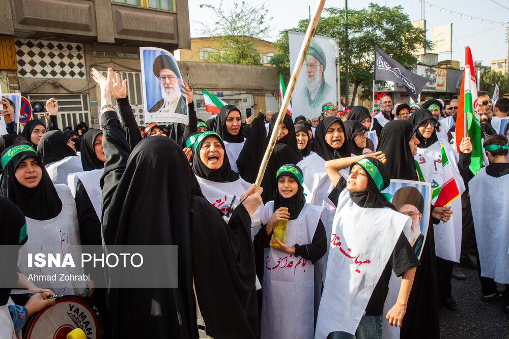 راهپیمایی مردم قم در حمایت از ولایت و مرجعیت شیعی