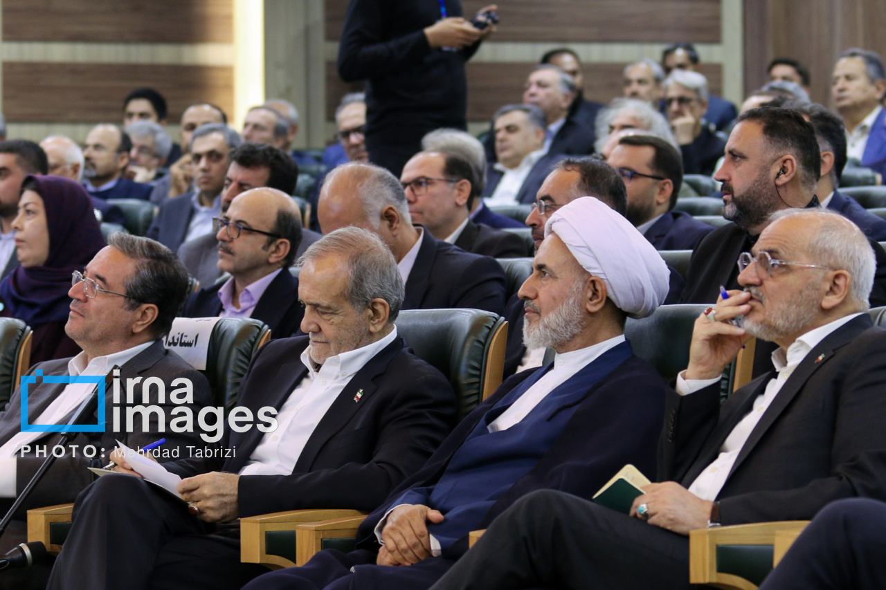 سفر رئیس جمهور به آذربایجان غربی