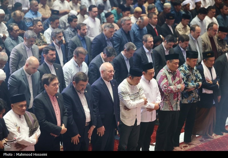  سفر رئیس مجلس به اندونزی