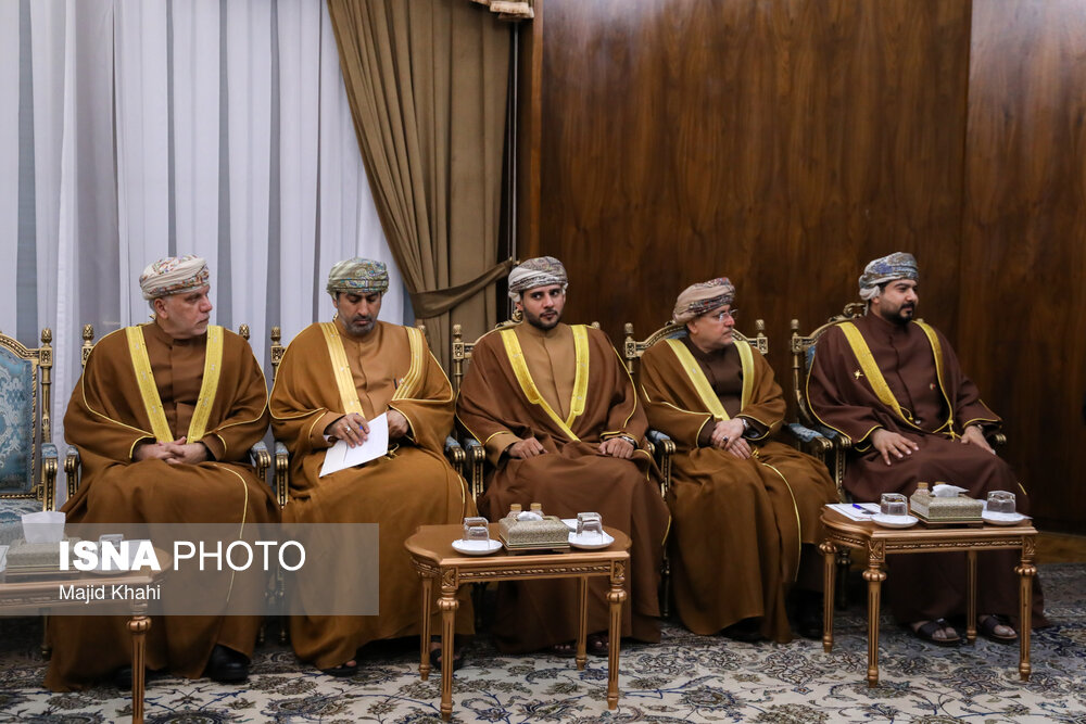 دیدار وزیر تجارت عمان با محمد مخبر