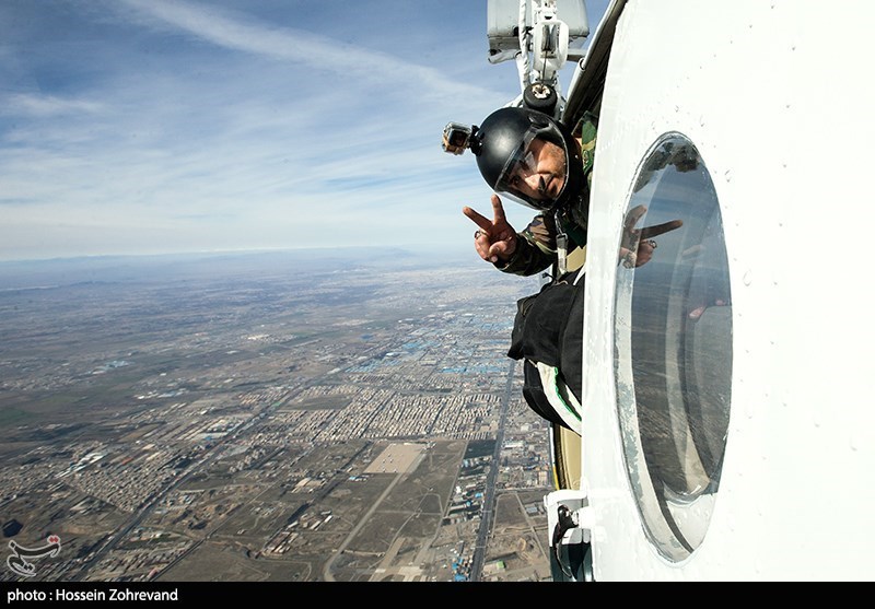 یوم‌الله ۲۲ بهمن از فراز آسمان تهران 