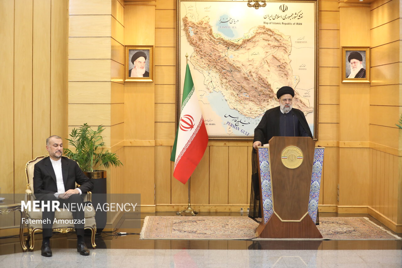 استقبال از رئیس جمهور در بازگشت از سفر به تاجیکستان و ازبکستان