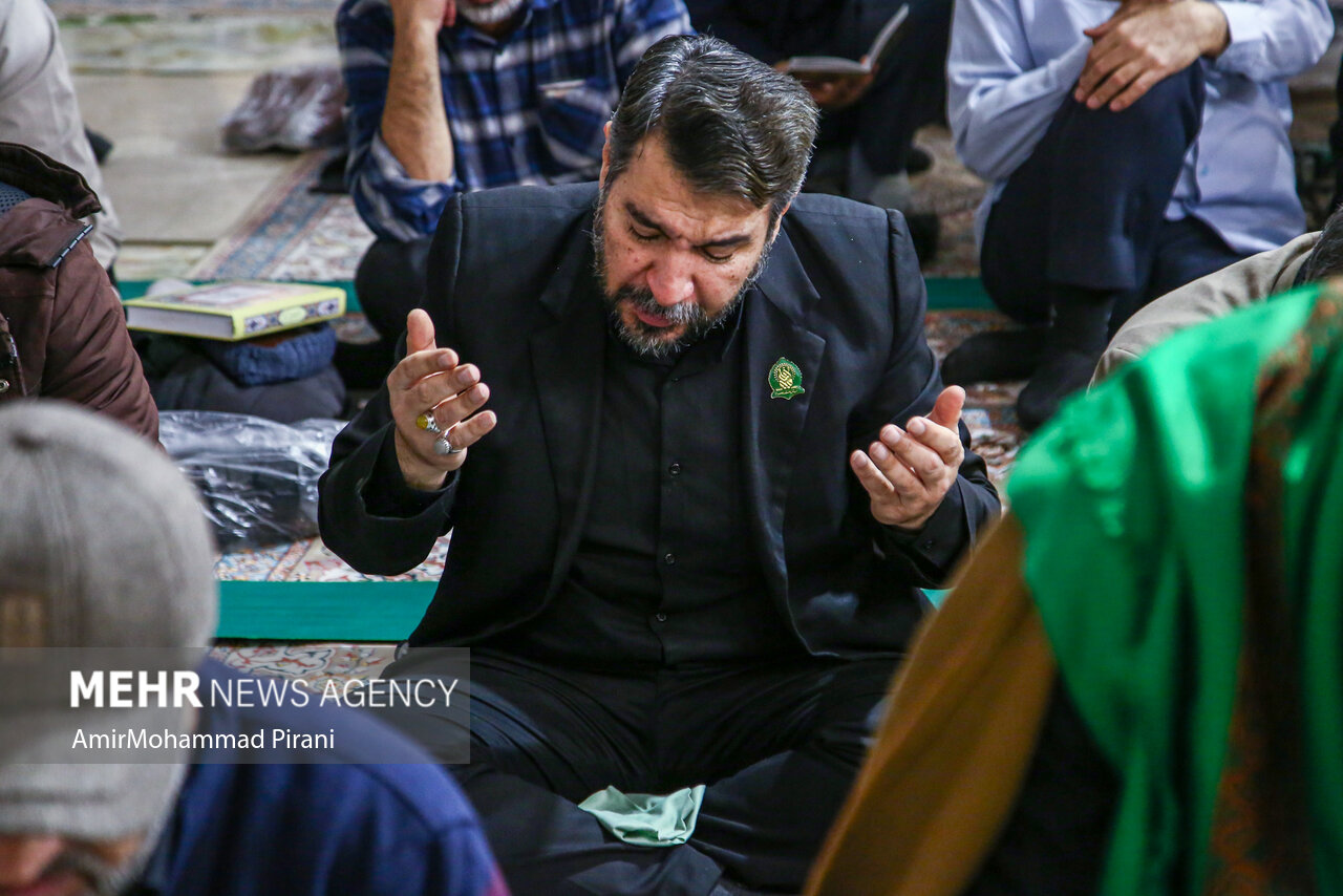 مراسم «ام داوود» در حرم حضرت معصومه (ع)