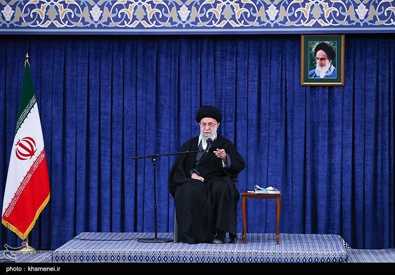 دیدار خانواده شهدای حادثه تروریستی شاهچراغ با رهبر انقلاب