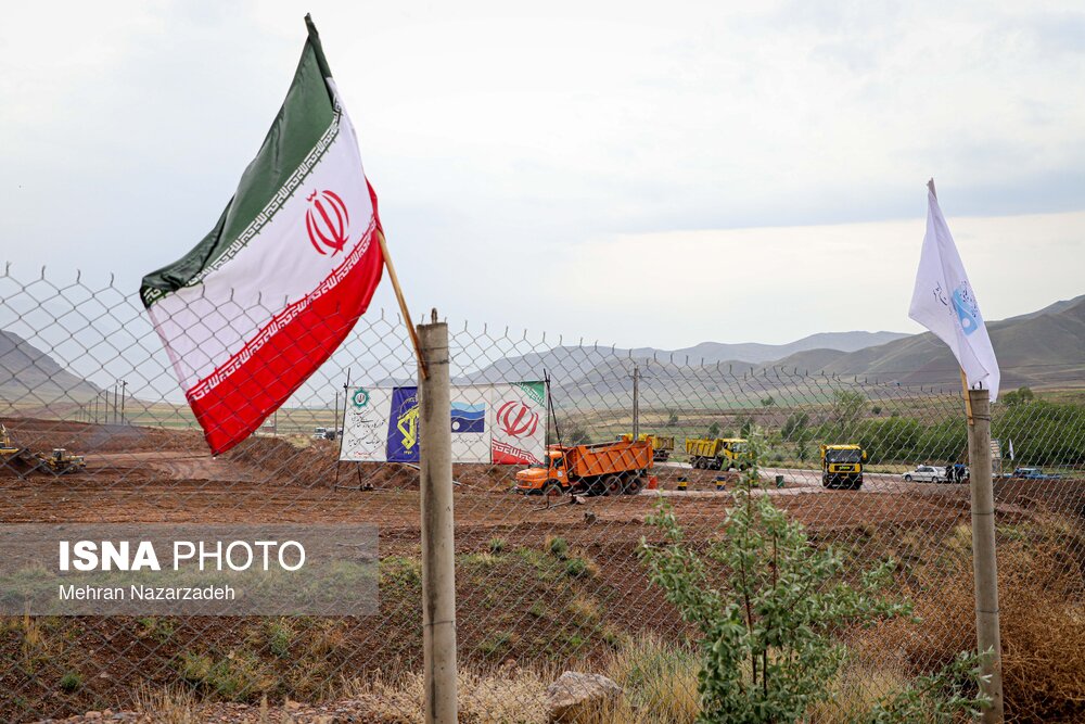 بازدید عارف از خط انتقال آب ارس به تبریز