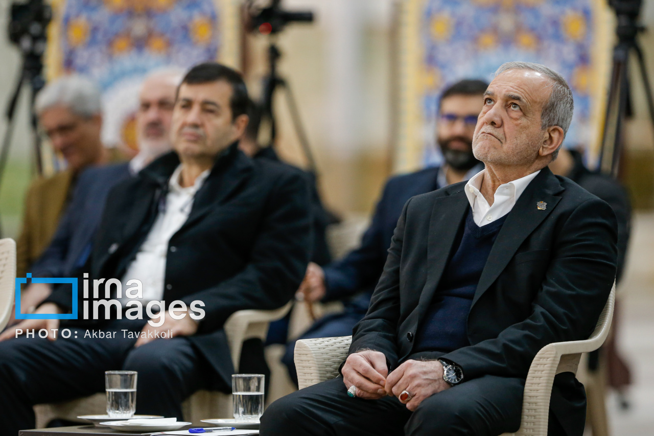 تجدید میثاق هیأت دولت با آرمان‌های امام راحل (ره)