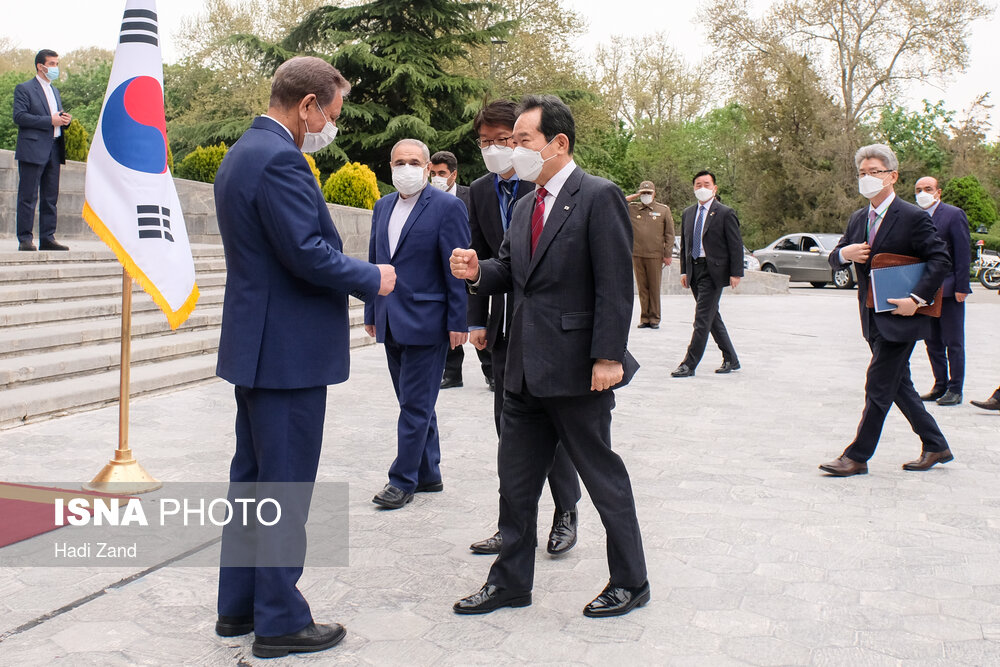 حواشی حضور هیات کره جنوبی