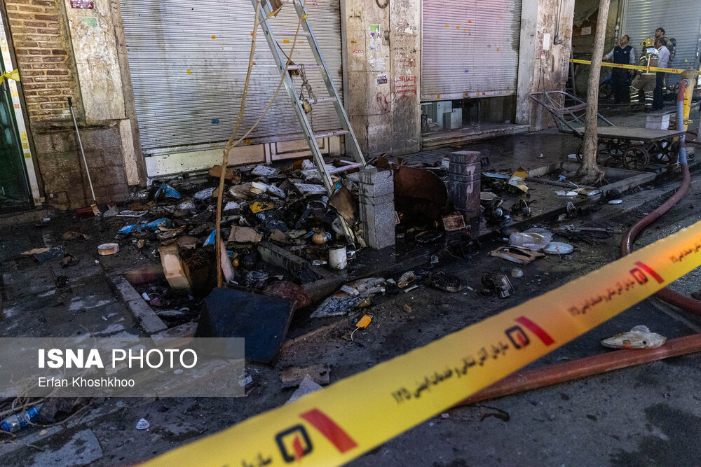 آتش‌سوزی انبار لوازم الکترونیکی در لاله‌زار