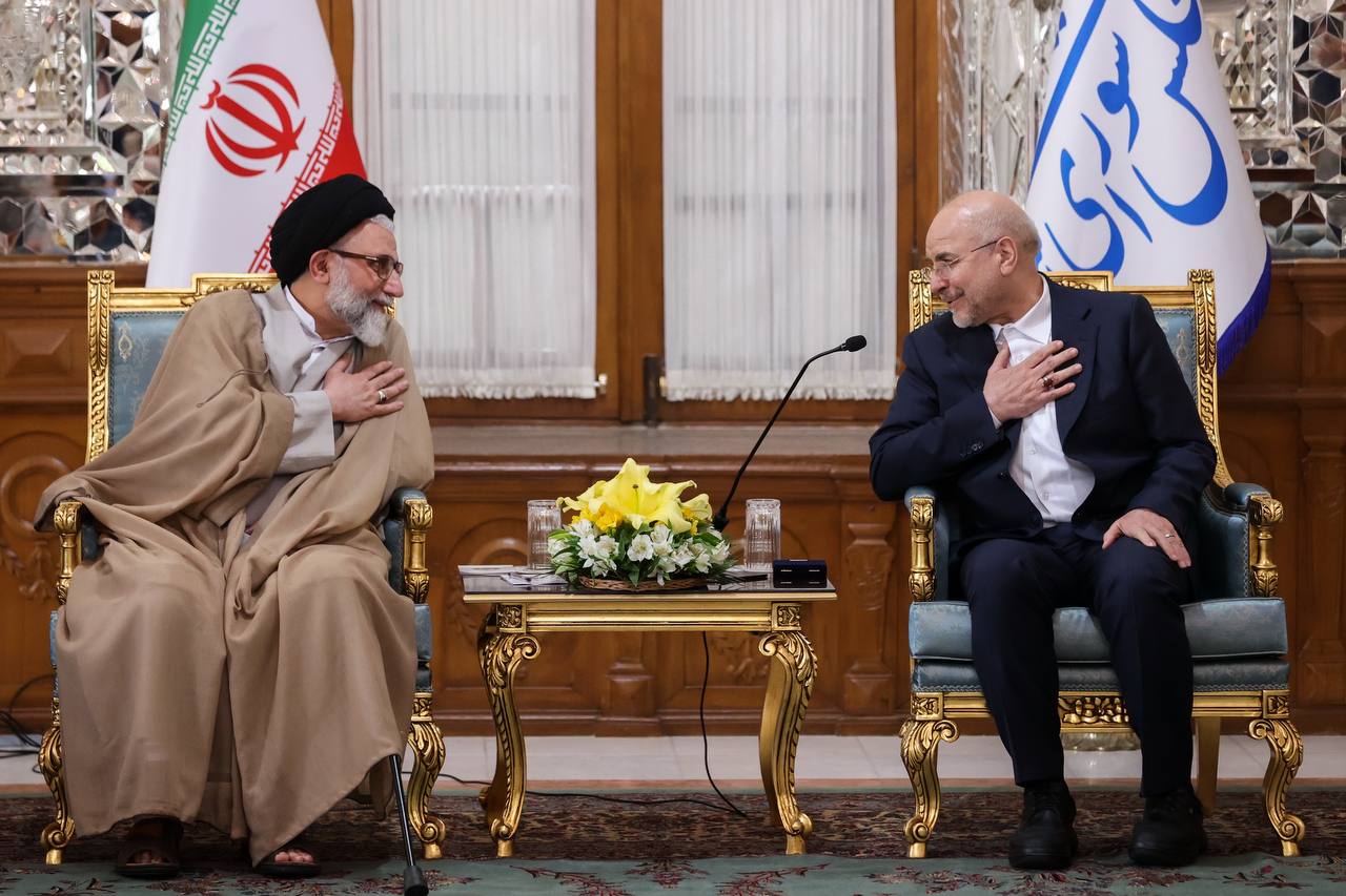 دیدارهای نوروزی جمعی از مسئولان نظام با قالیباف