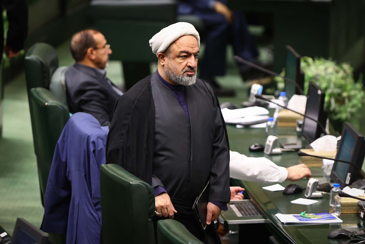 صحن علنی یکشنبه ۴ شهریورماه مجلس