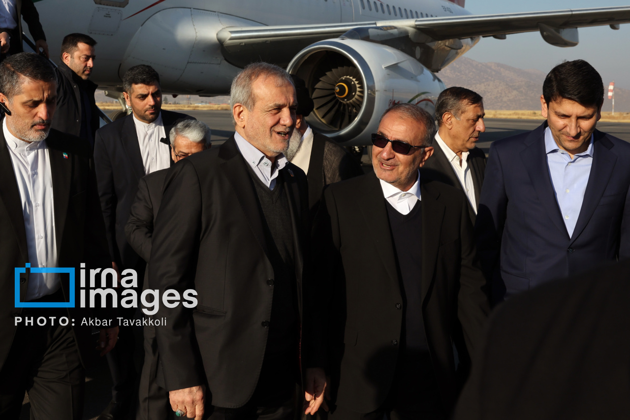 ورود رییس جمهور به یاسوج