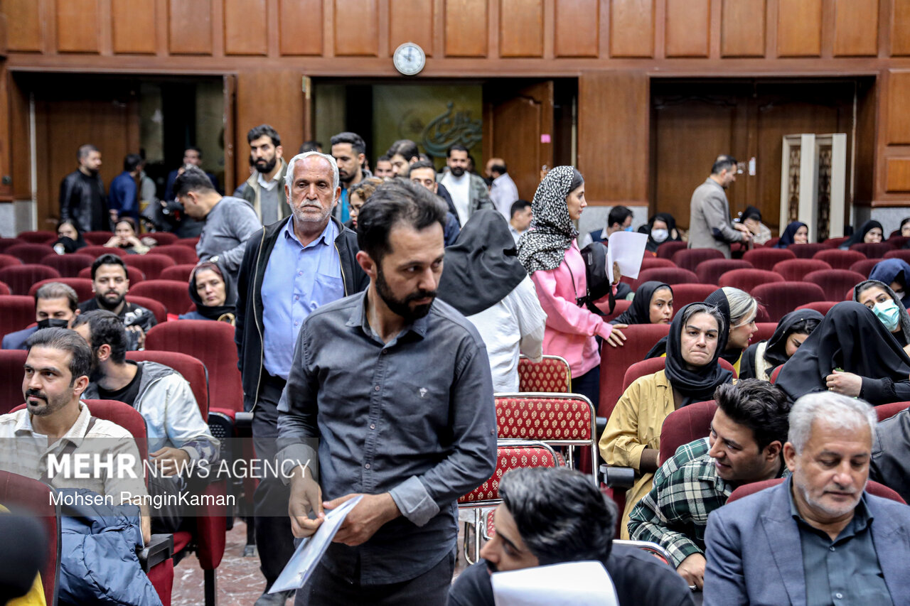 اولین جلسه رسیدگی به پرونده کوروش کمپانی