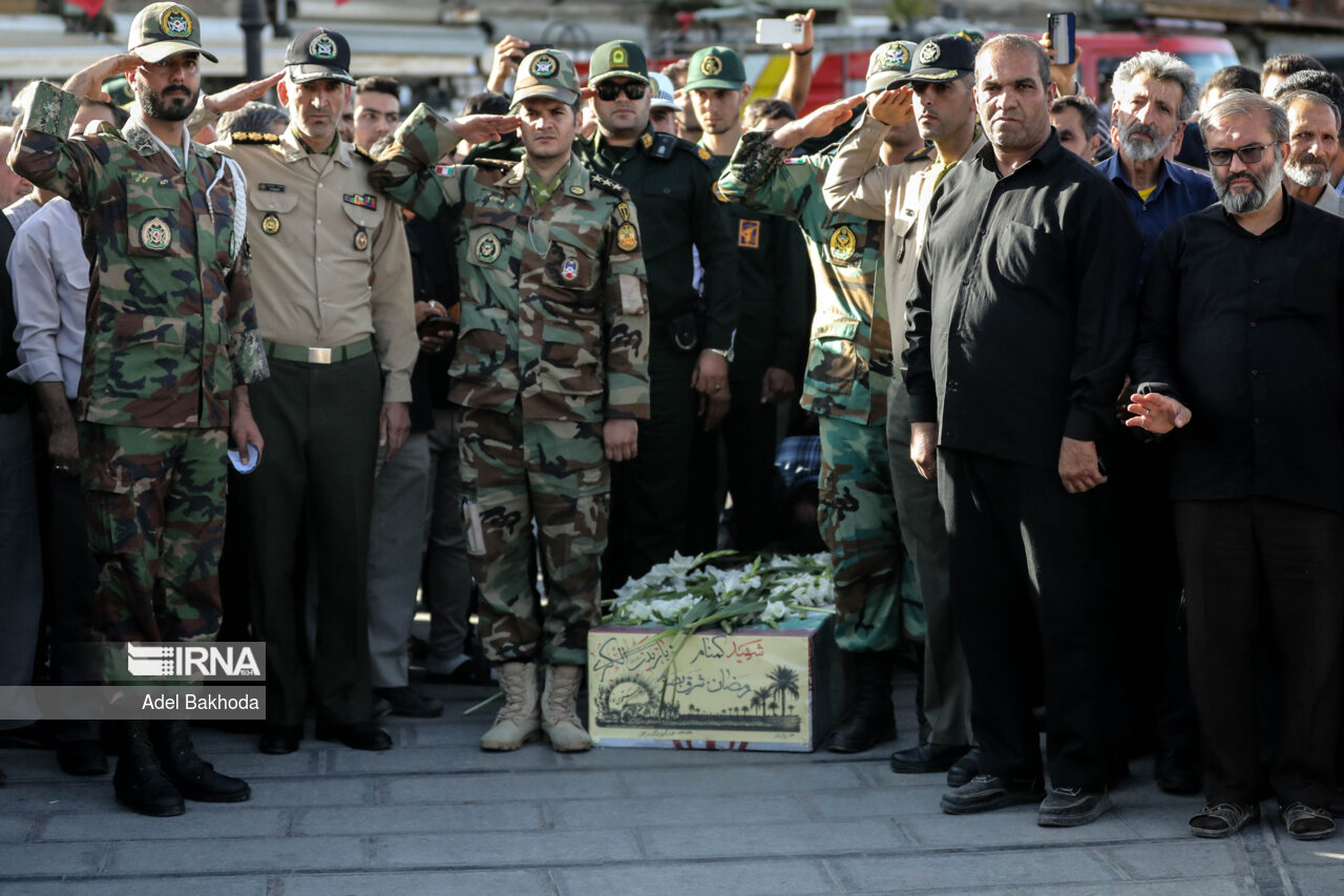 مراسم تشییع شهید گمنام