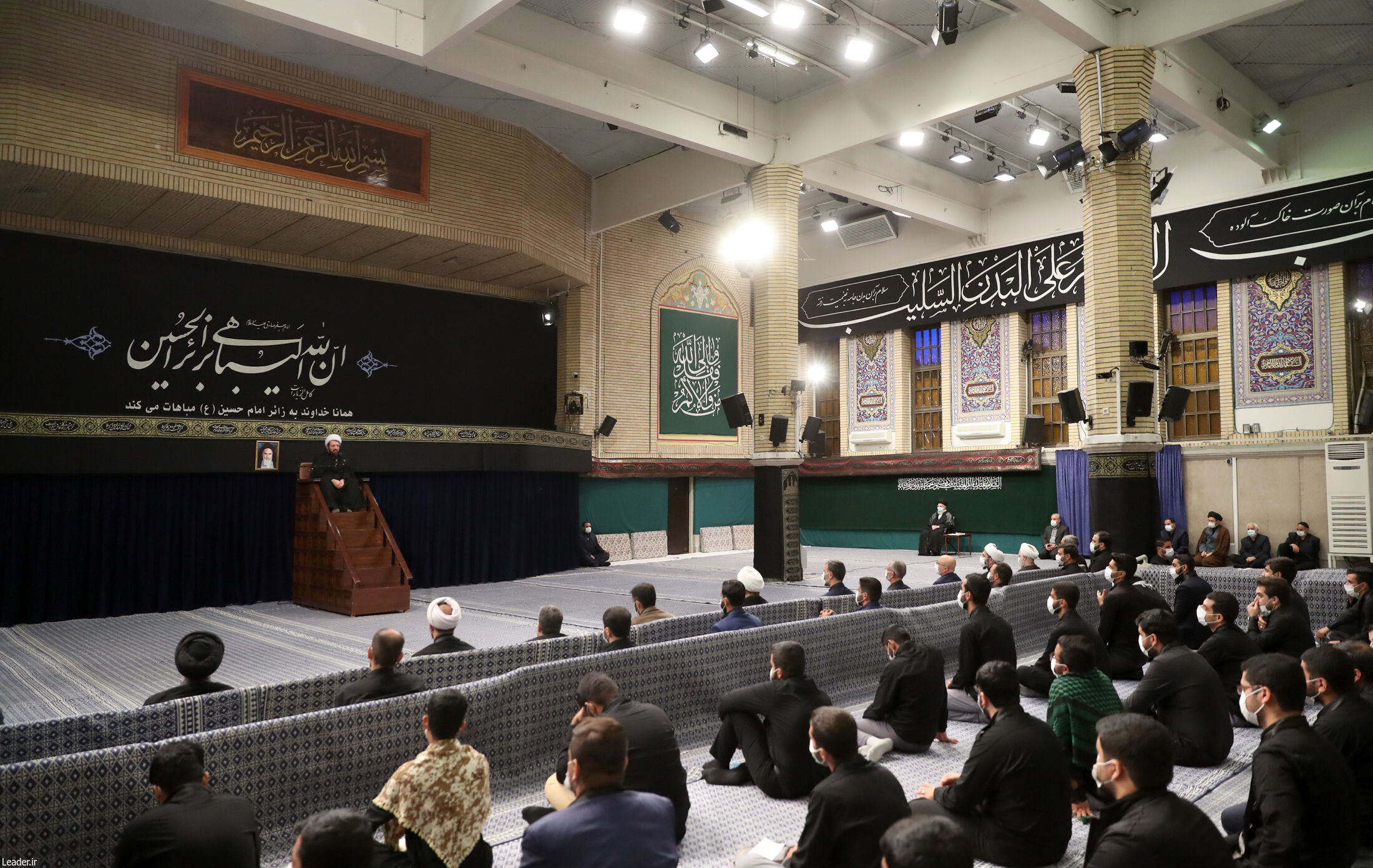 مراسم عزاداری اربعین حسینی با حضور رهبر انقلاب