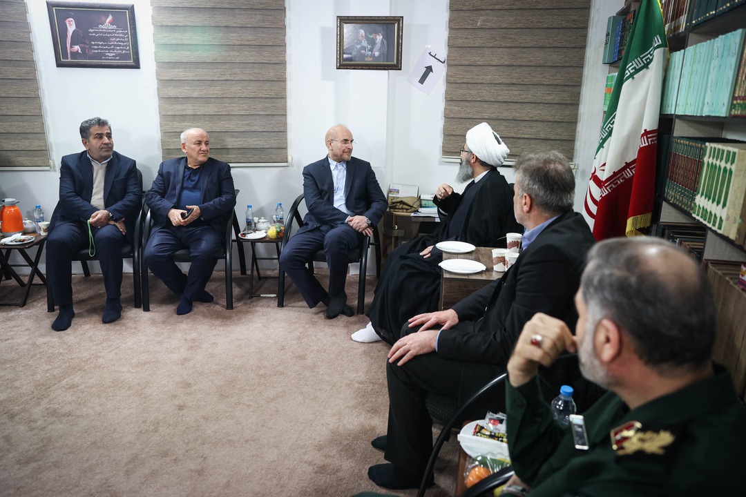  گفت‌وگوی قالیباف با مسئولان استان مازندران و شهرستان آمل